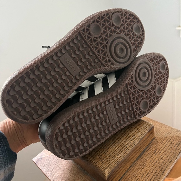 Adidas Samba Classic indoor soccer sneakers - Picture 4 of 7